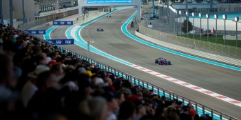 f1_abu_dhabi_south_obr2_1470253317